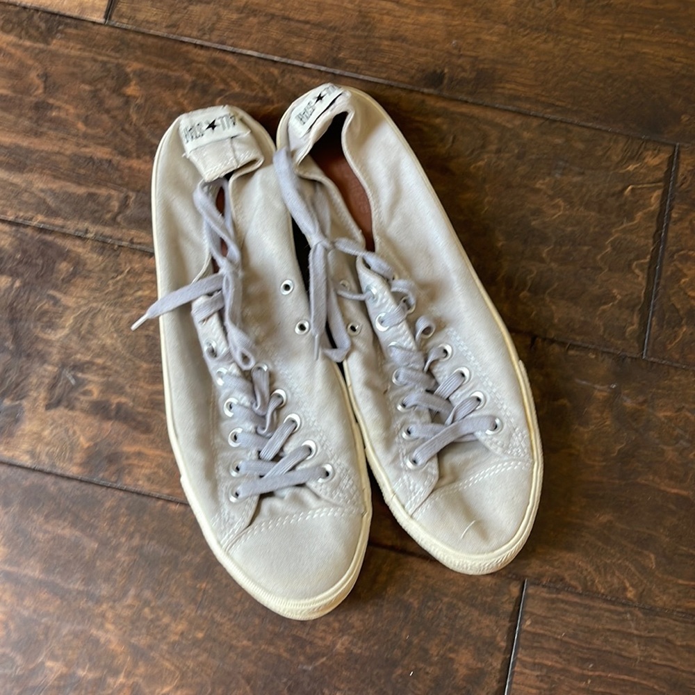 Low profile canvas converse all star